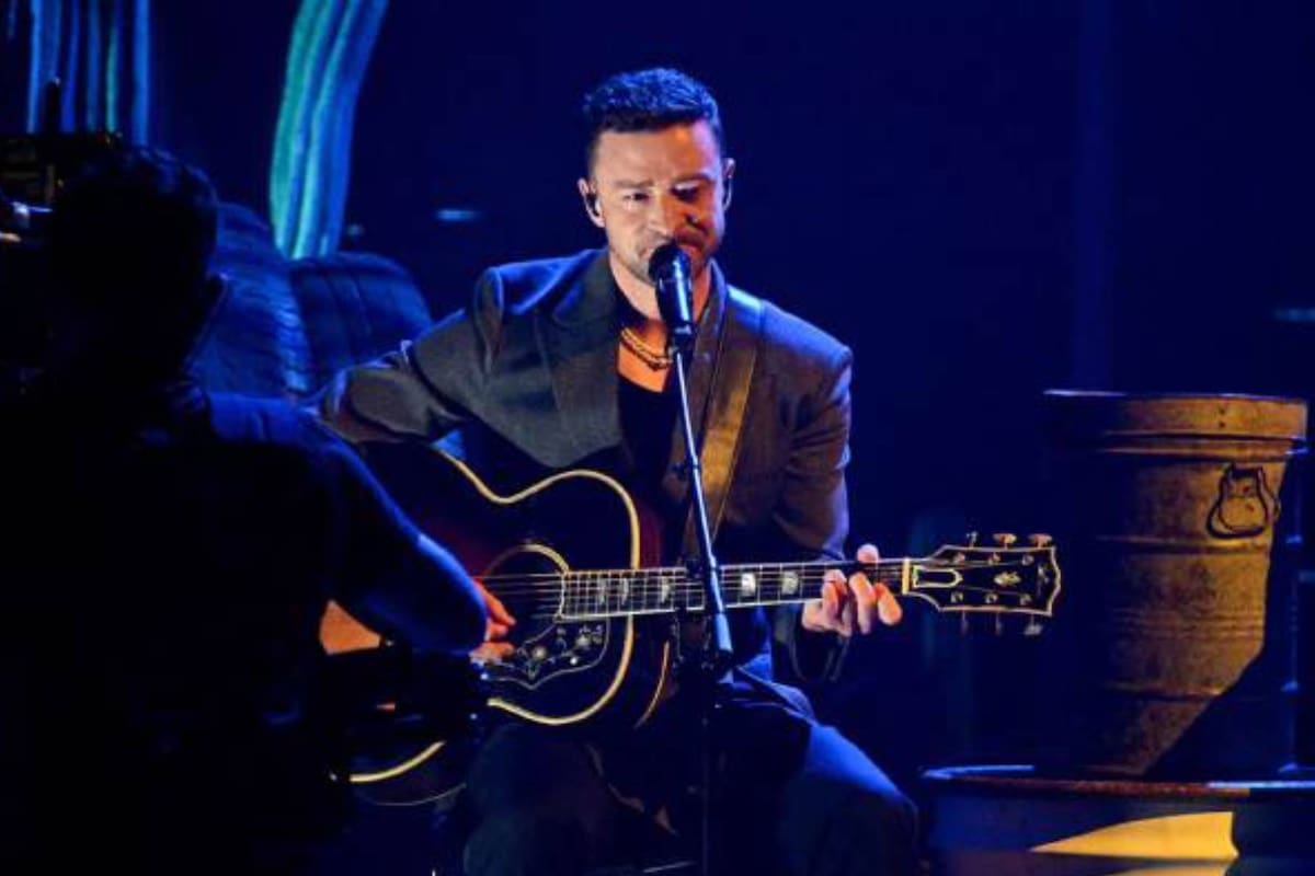 Justin Timberlake hace broma sobre su arresto durante concierto