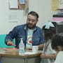 “El Profe Barbón” en Sonora: maestro transforma su salón de clases, inspira a sus alumnos y se vuelve viral en TikTok