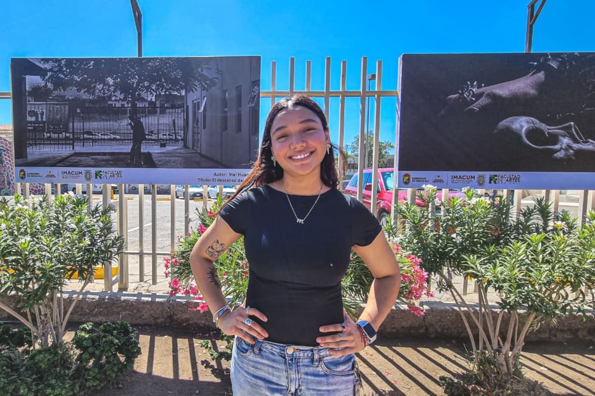Inauguran exposición fotográfica “Escaparate” de estudiantes de la Facultad de Artes
