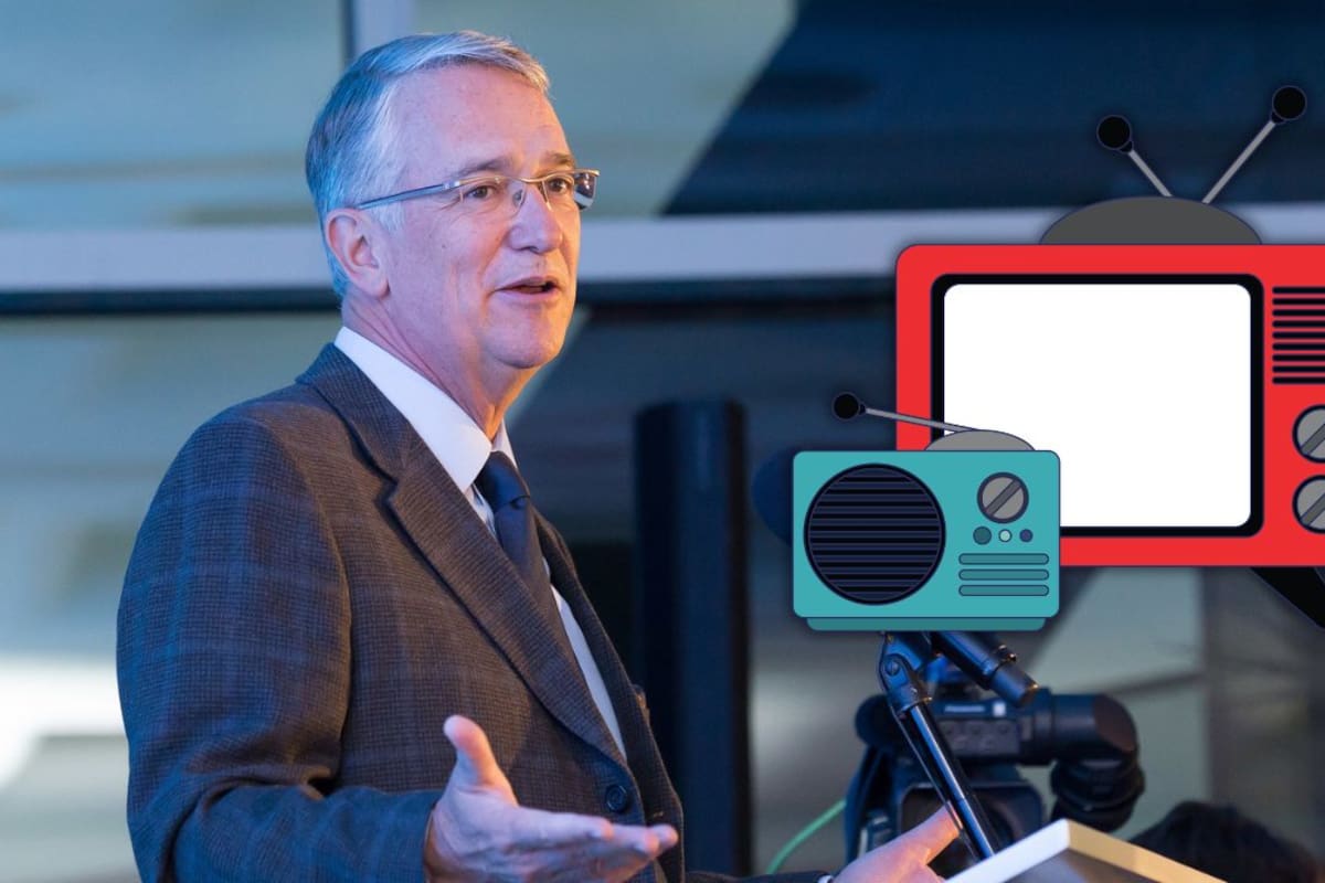 Ricardo Salinas Pliego califica como ataque a la libertad de expresión la propuesta de audiencias que obligaría a distinguir noticias, opinión y publicidad en las transmisiones de radio y televisión