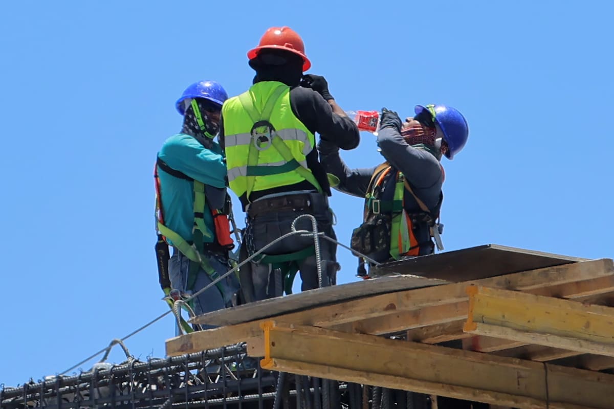 Al menos 40 millones de personas en México no tienen trabajo digno: OTD