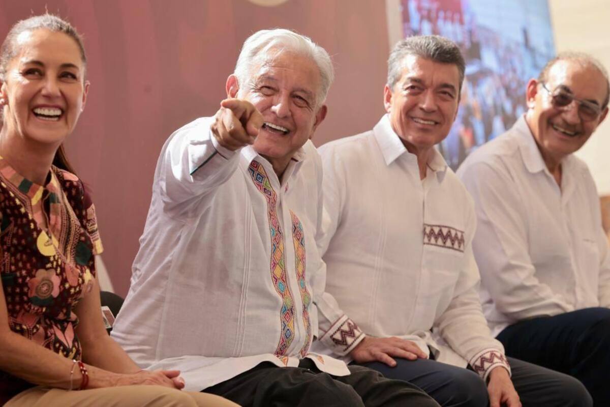 AMLO hace un llamado a adultos mayores para que hablen con los jovenes para reducir la violencia