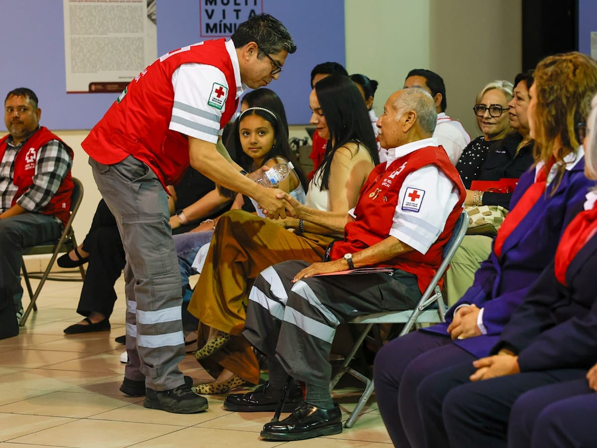 Vélez López dijo que el mayor orgullo no son los años acumulados dentro de la institución, sino haber dedicado su vida al servicio de los demás.│Foto: Juan J. Morales