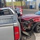 Invasión de carril provoca choque y volcadura en el Periférico Gómez Morin