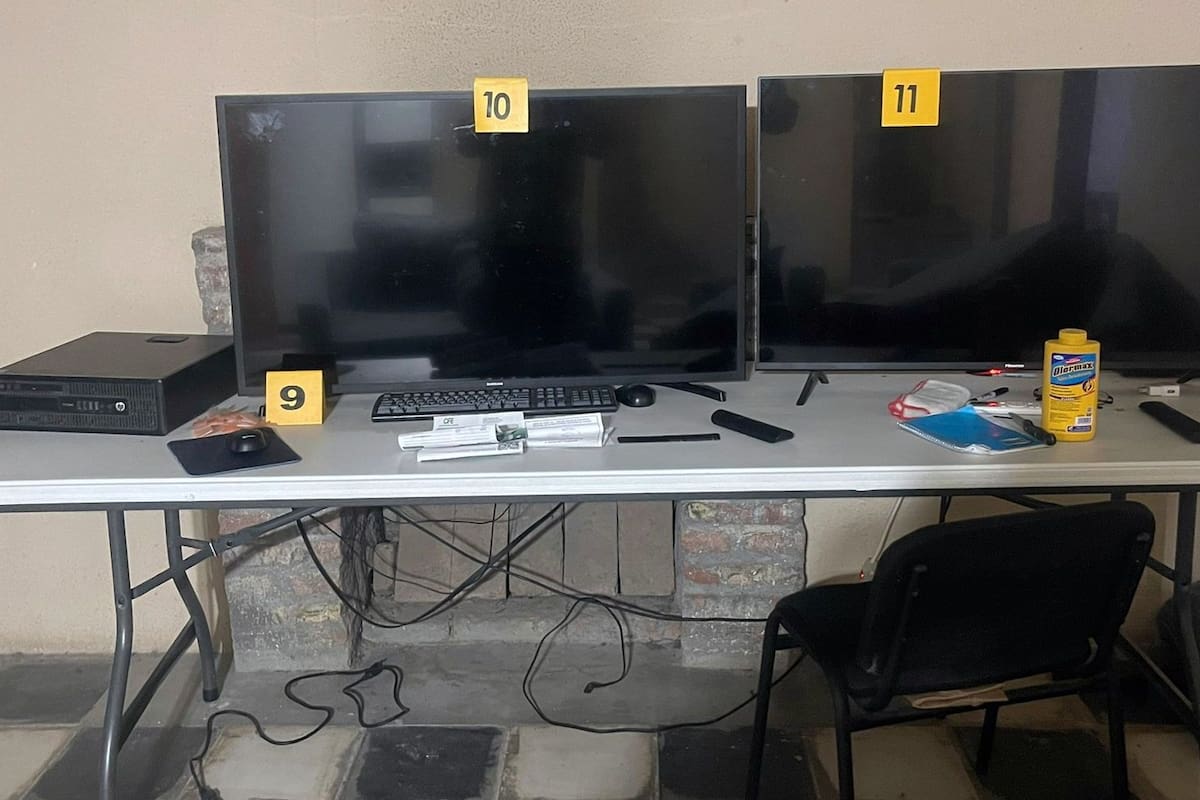 Aseguran en San Luis Río Colorado armamento, droga y equipo de vigilancia para “halconeo”