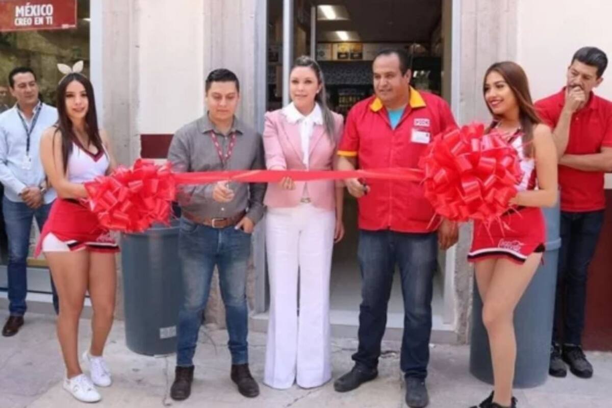 Alcalde y cura inauguran Oxxo en pueblo de Zacatecas