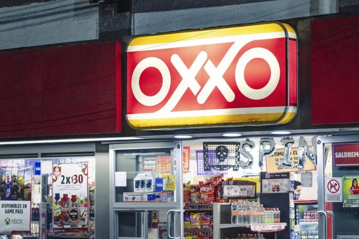 FEMSA asume control total de Oxxo en Brasil tras acuerdo con Raízen