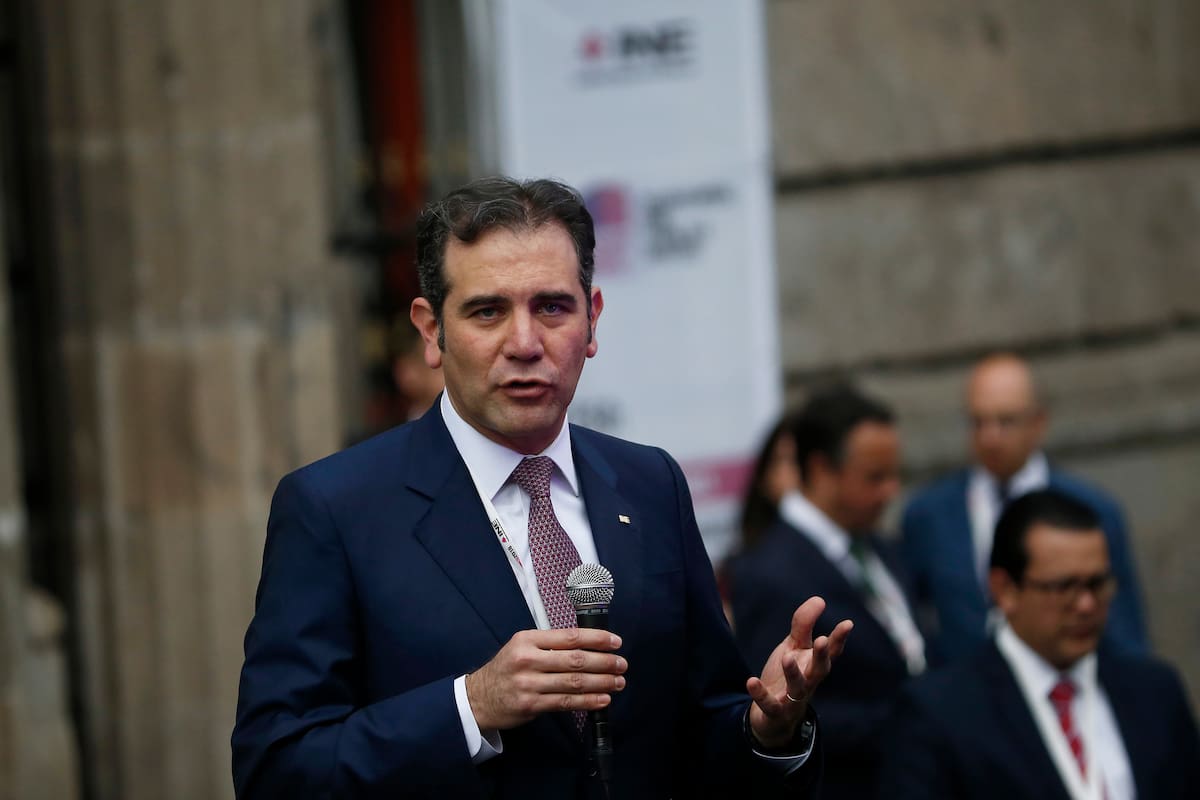 Lorenzo Córdova denuncia presunta campaña de desprestigio contra el INE