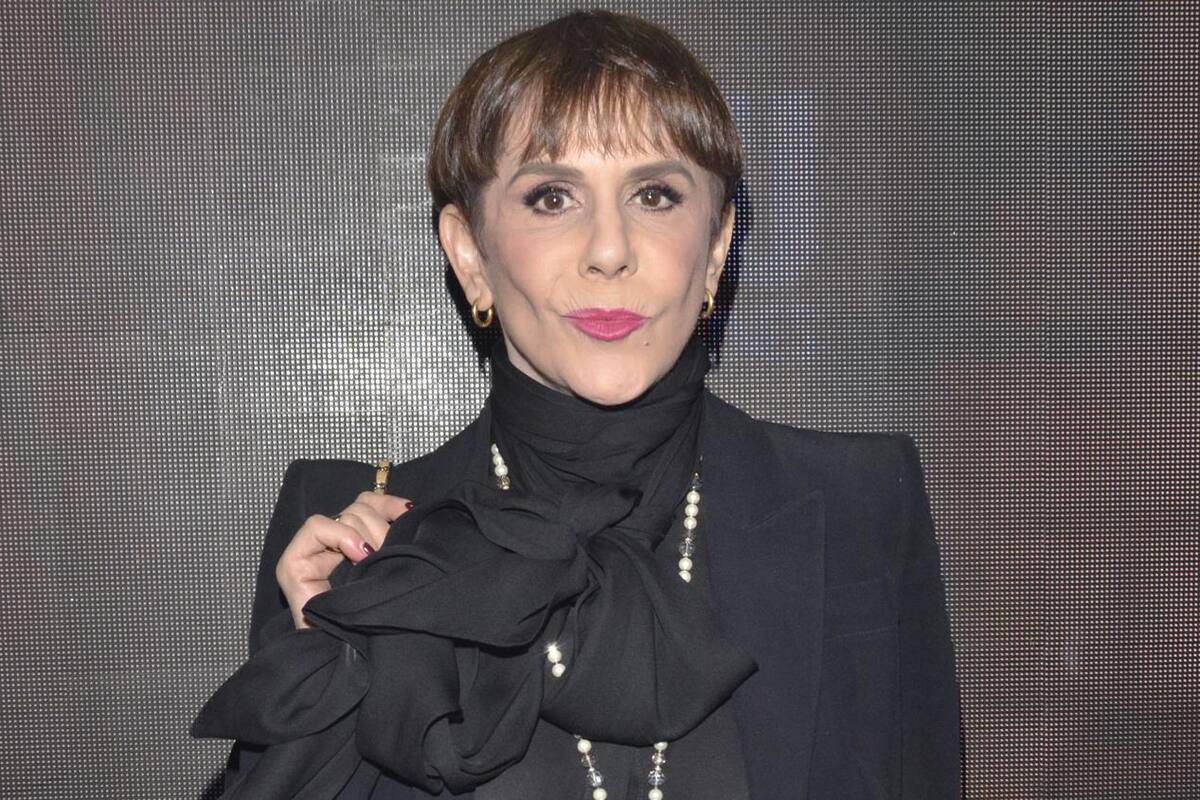 Rebecca Jones reitera su apoyo a Sasha Sokol