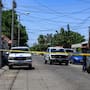 Se enfrentan a balazos en Villa Colonial y dos terminan heridos