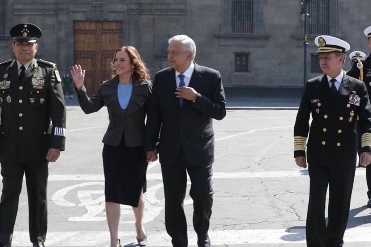 "Es muy libre": AMLO niega haber pedido a Beatriz Gutiérrez Müller no apoyar paro feminista