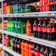 Impuesto a bebidas azucaradas en México es insuficiente para reducir obesidad y diabetes, advierte la OPS
