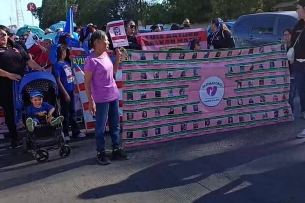 Marchan por los desaparecidos en Cajeme