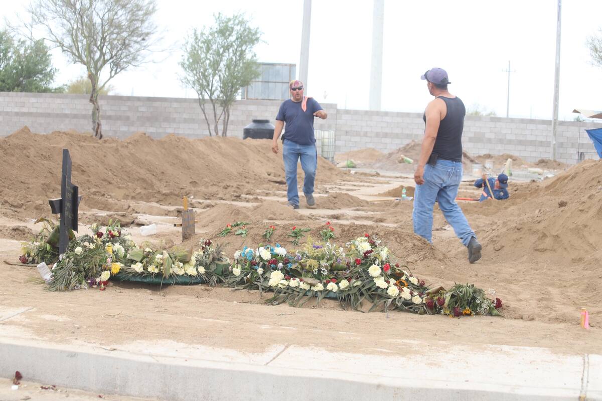 Realizan primer servicio en el nuevo Panteón Municipal
