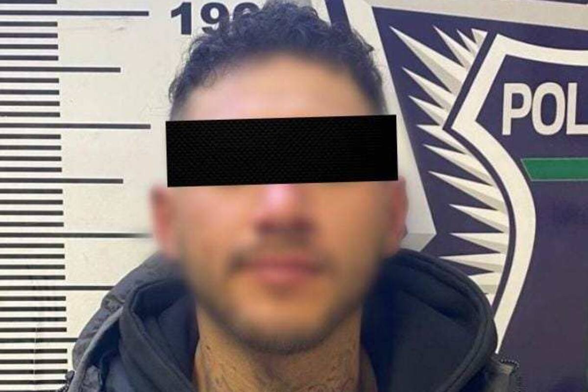 Es detenido desmantelando carro robado
