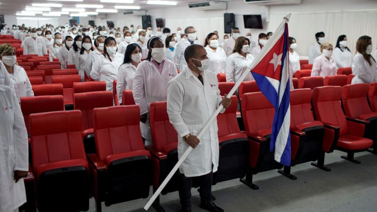 La cooperación médica entre México y Cuba persiste pese a presiones de Estados Unidos para que otros países suspendan estos convenios sanitarios. /Reuters