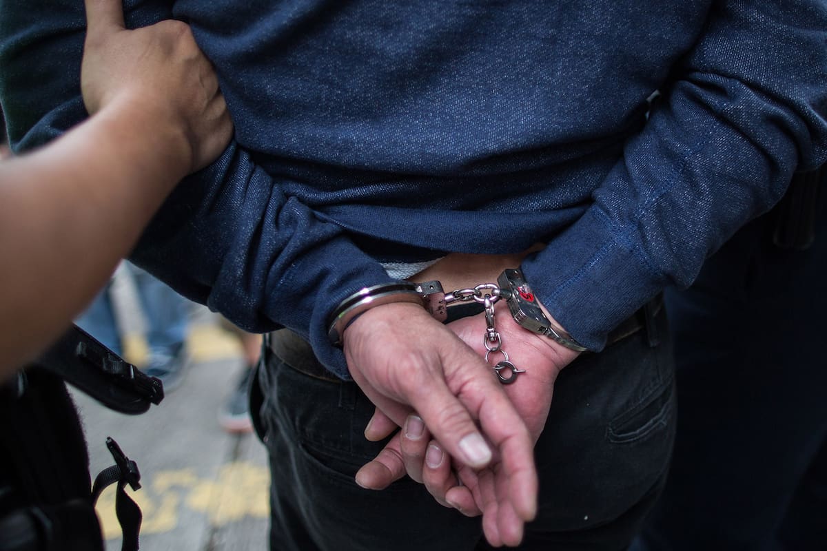 Colombia: Detienen a candidato a Concejal intentaba llevar cocaína en prótesis