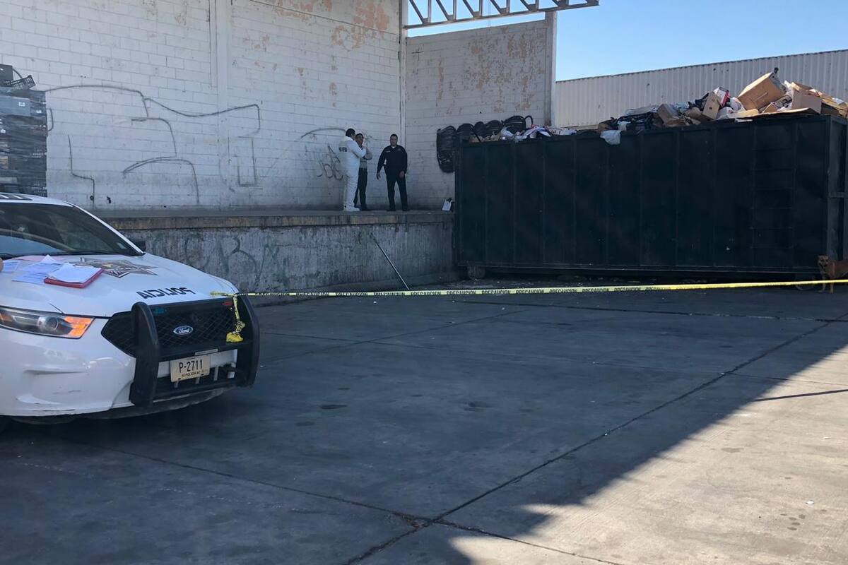 Encuentran a un hombre sin vida en contenedor de basura