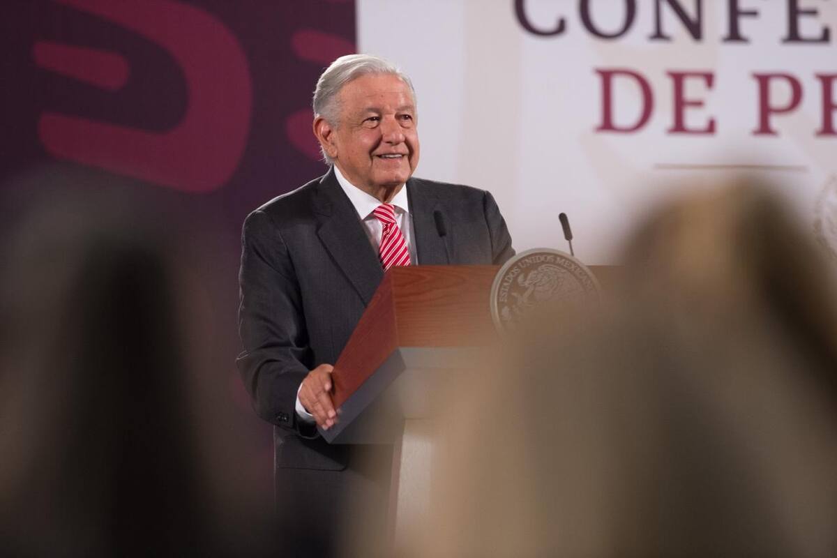 Aunque el peso se deprecie en lo que resta del sexenio, será en el que menos se devalúe: AMLO