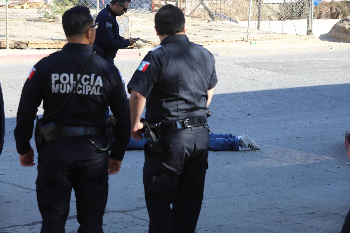 Sanciona Sindicatura a 2 policías de Tijuana