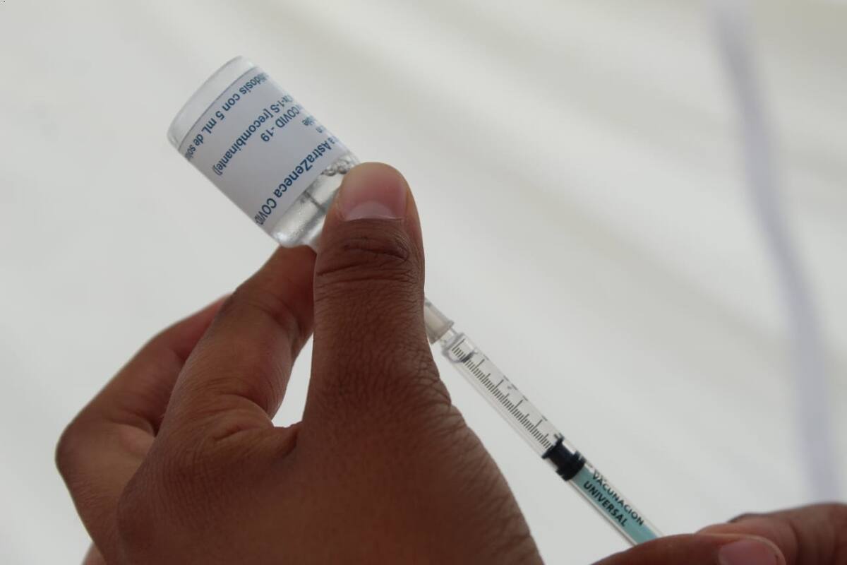 Continúa aplicación de segunda dosis de vacuna AstraZeneca en Ensenada