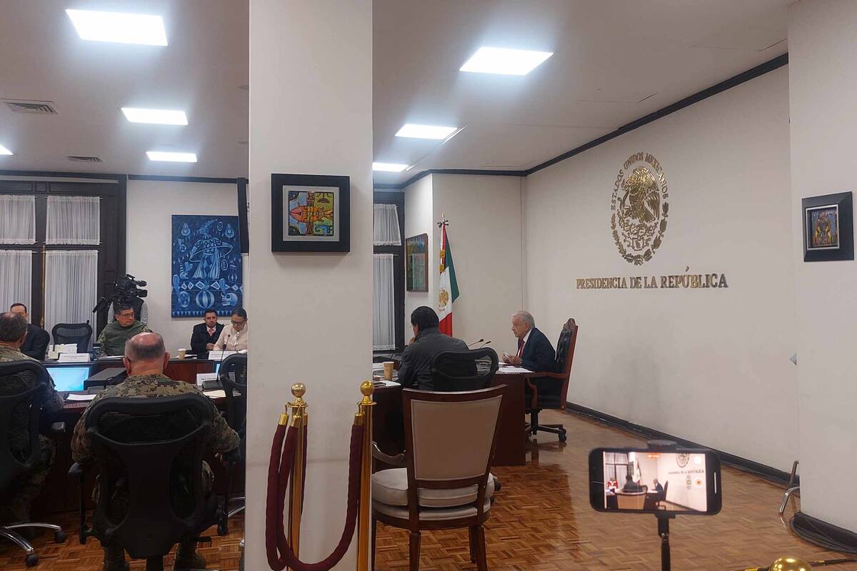 Encabeza AMLO “mañanera” y reunión de seguridad simultáneas en Palacio Nacional