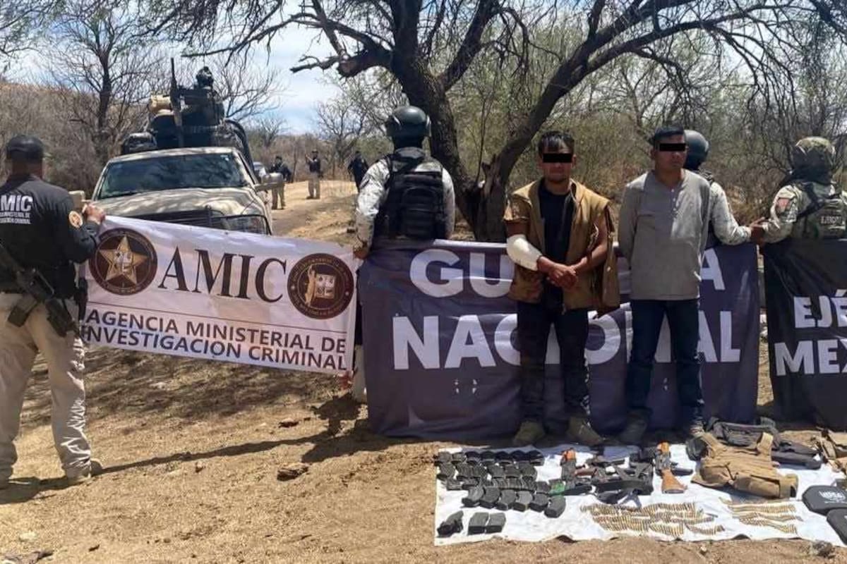 Capturan a dos hombres con arsenal en el Sáric
