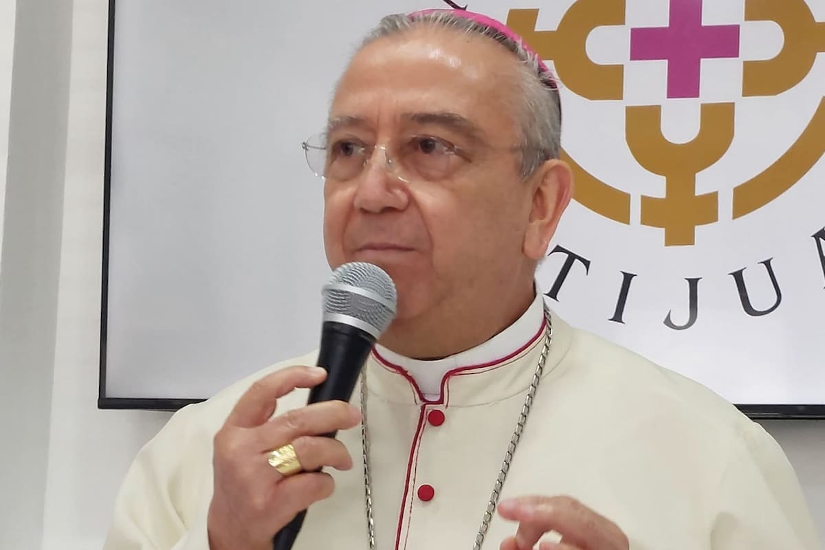 Afecta cáncer ambos pulmones del Arzobispo de Tijuana