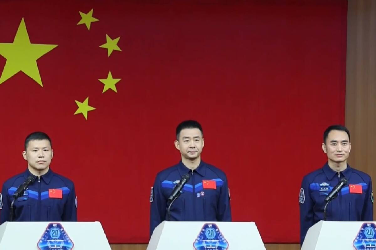 China presenta a la tripulación de la Shenzhou-20, su nueva misión espacial que despega este jueves