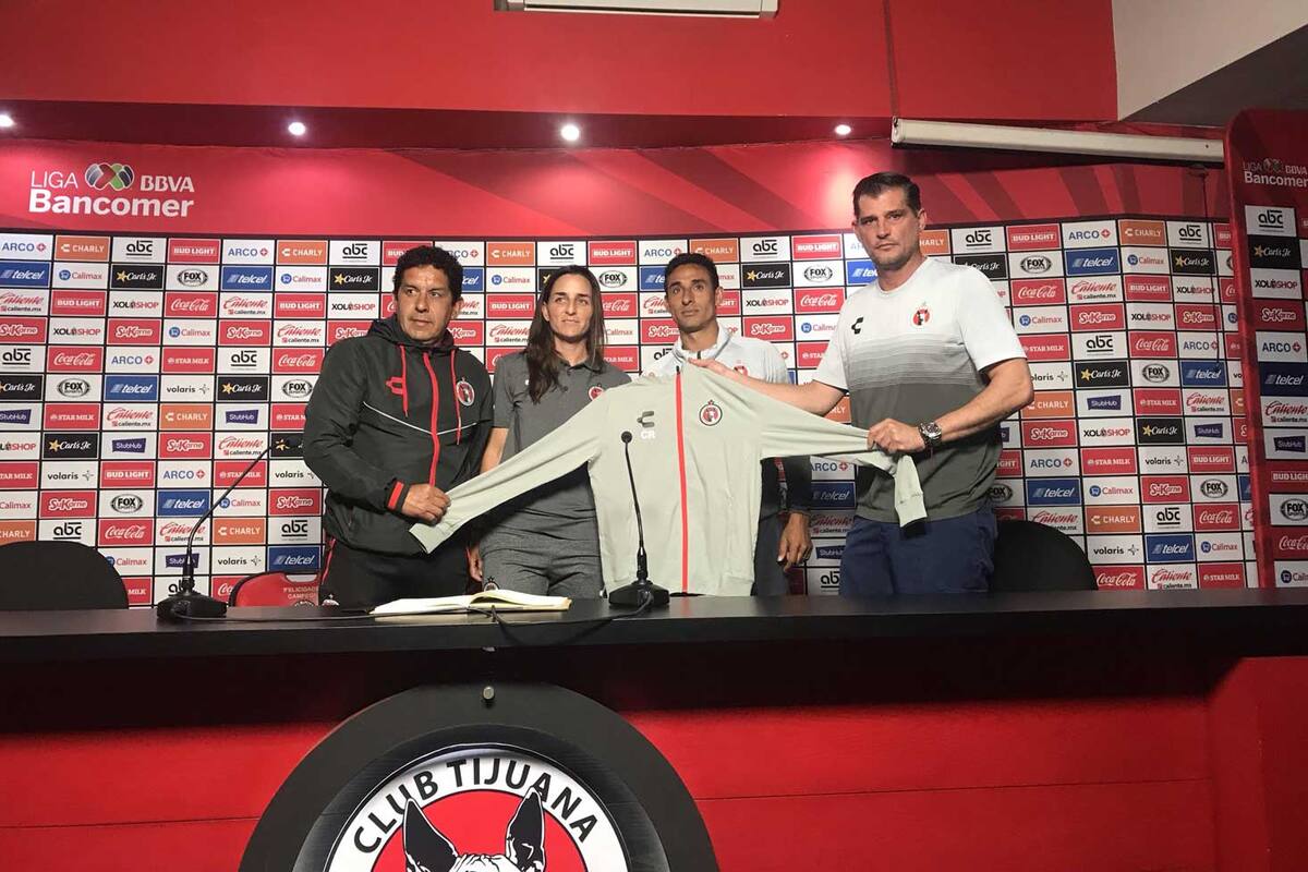 Presentan a Carla Rossi como nueva directora técnica de Xolas