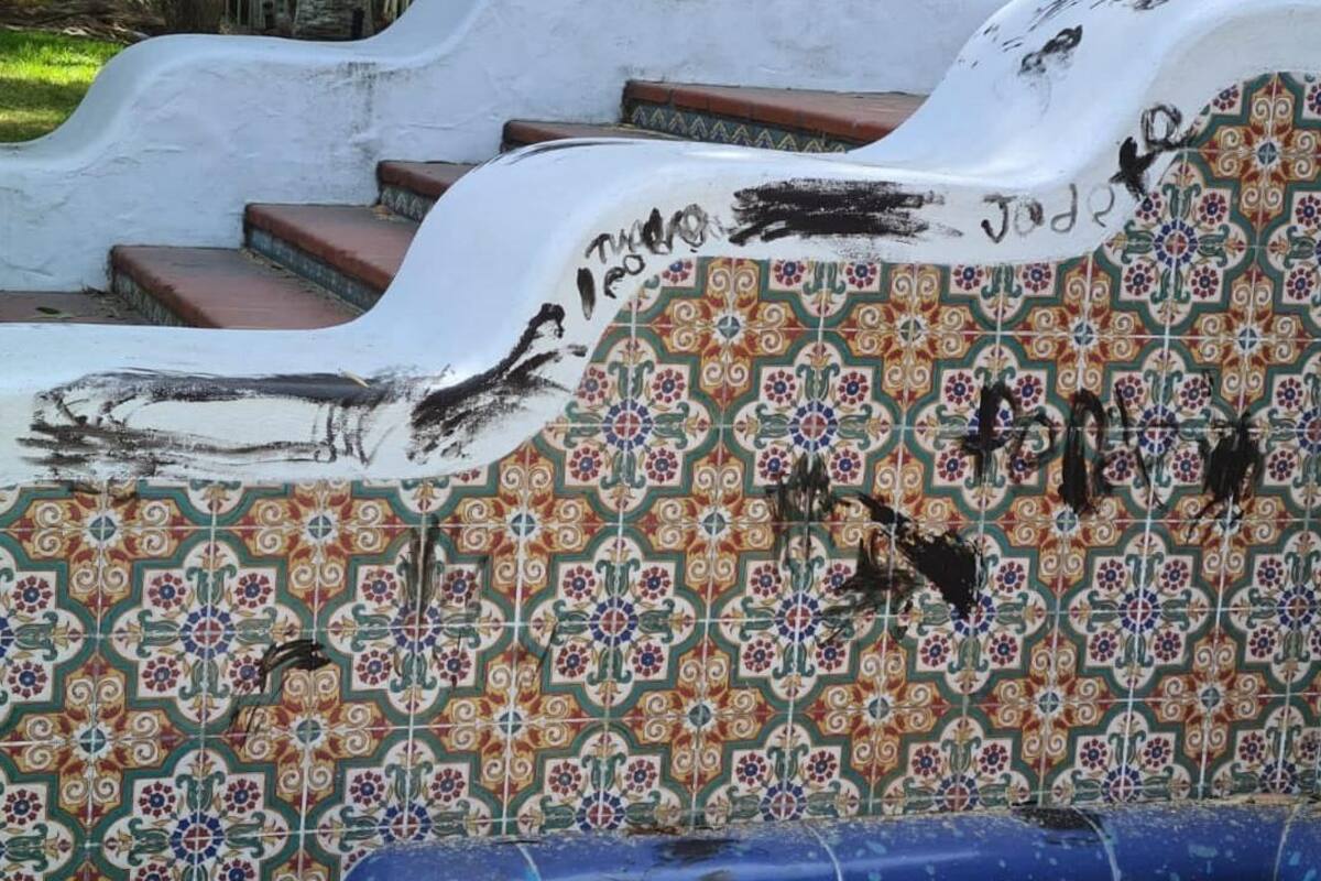 Vandalizan fuente de Fauno en la ‘prepa’ Lázaro Cárdenas