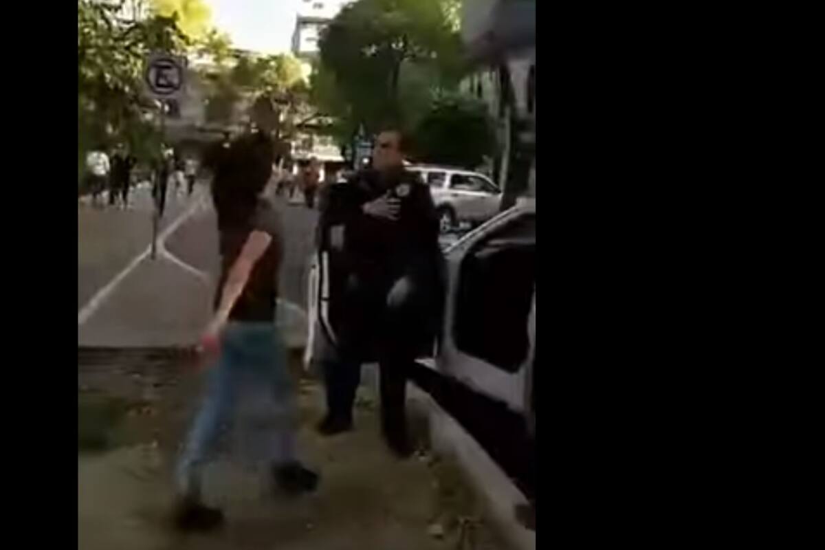 VIDEO: “A mi esposo no lo tratan así”, pareja encara a policía