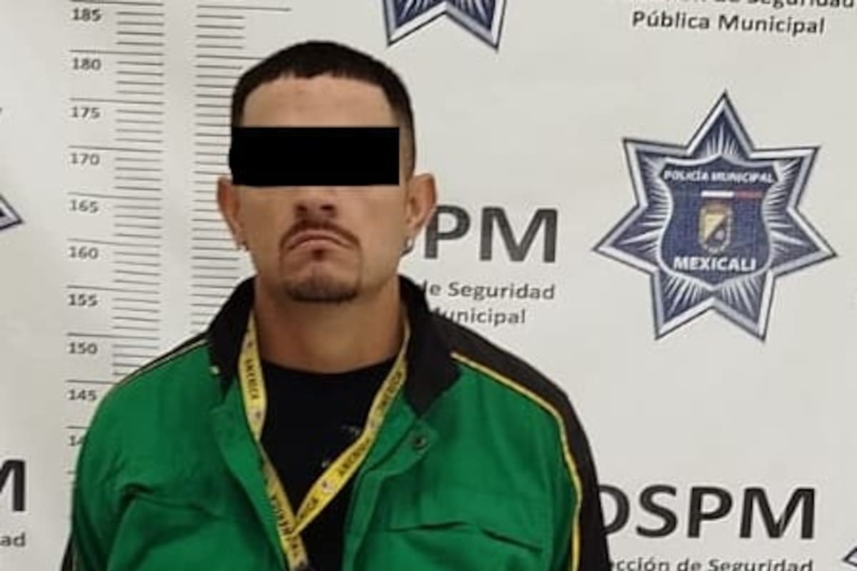 Lo agarraron armado en plaza comercial; traía orden de aprehensión