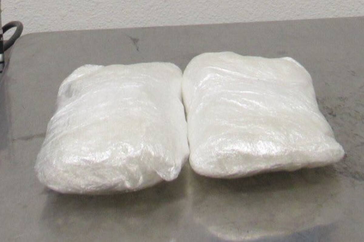 Dos mujeres detenidas por tráfico de drogas en garita de SLRC