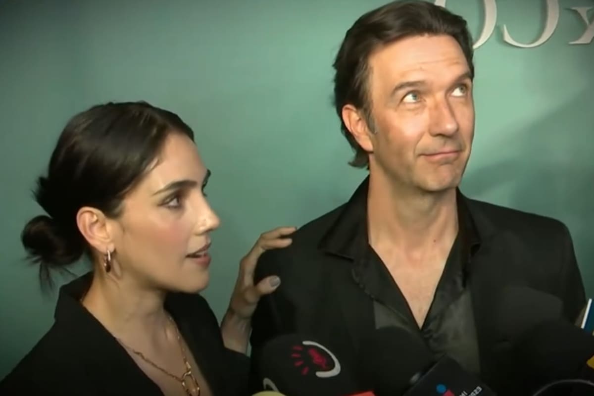 Sandra Echeverría acusa a Leo de Lozanne por no darle fecha para renovar sus votos