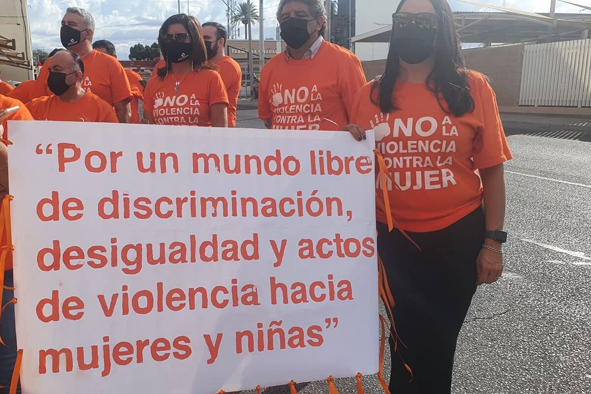 Realiza IEE marcha para pedir un alto a la violencia contra las mujeres