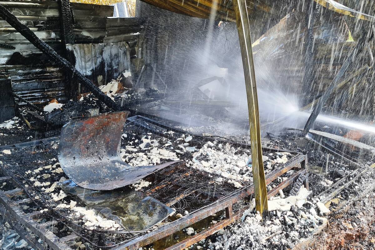 “Gracias a Dios salimos a tiempo”: Se incendia casa en colonia El Jito, en Hermosillo
