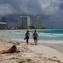 COFEPRIS alerta por 5 playas no aptas para nadar en vacaciones de verano 2026; conoce cuáles son