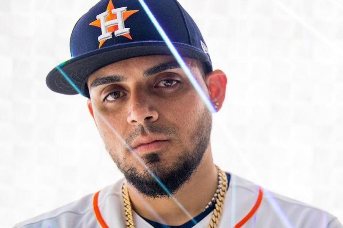 ¡Oficial! Roberto Osuna ingresa a la agencia libre