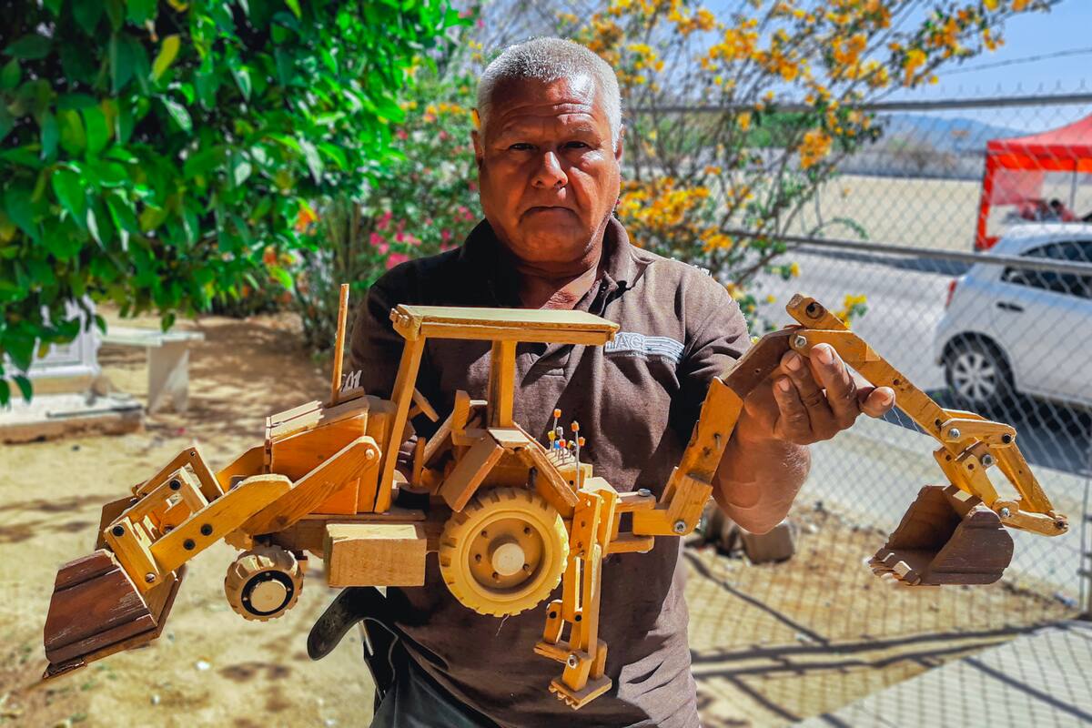 Enrique deja la mecánica y triunfa como artesano