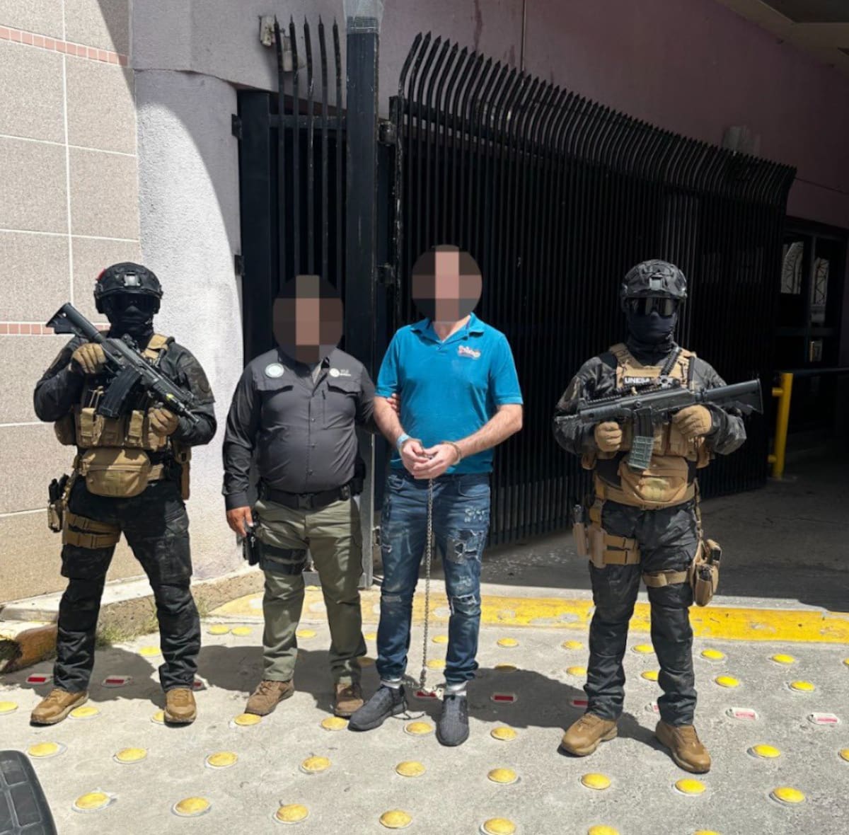 La Fiscalía de Sinaloa, a través de UNESA, cumplimentó una orden de aprehensión contra Benigno Armando “N”. | Foto: Fiscalía General del Estado de Sinaloa.