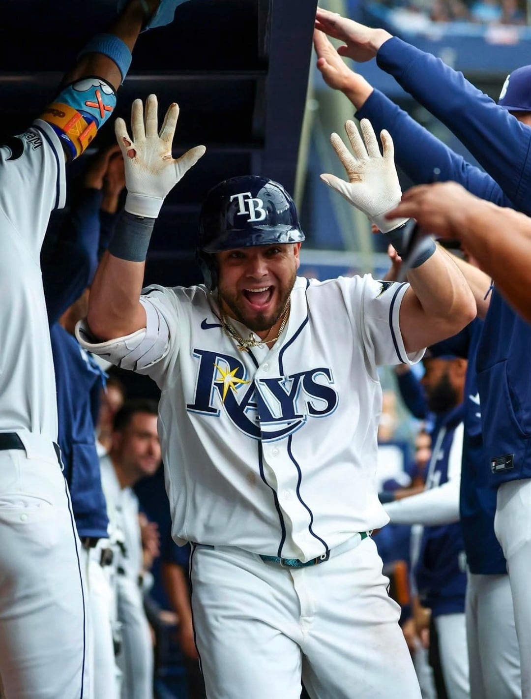 Jonathan Aranda y los Tampa Bay Rays celebraron la conquista de la división Este de la Liga Americana tras su victoria ante los Yankees. Foto: Cortesía MLB