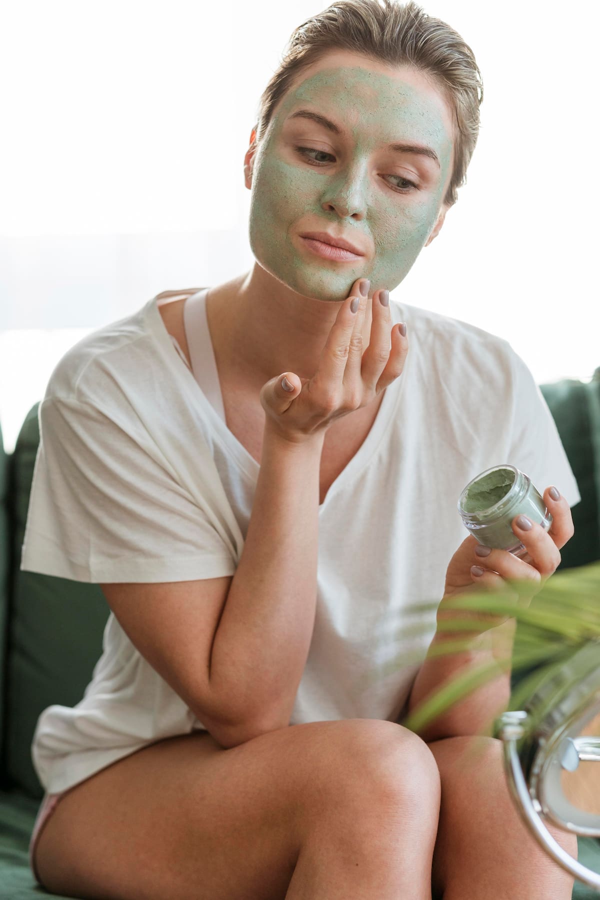 Cómo combatir el acné con mascarilla de arcilla verde | Foto: Freepik