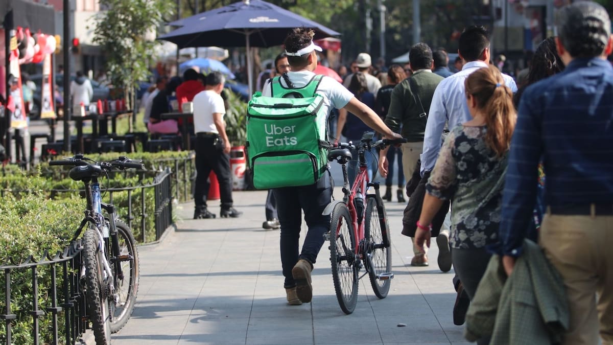 La OIT aprueba el primer convenio global para regular el trabajo en plataformas digitales y obligará a legislar derechos laborales en México