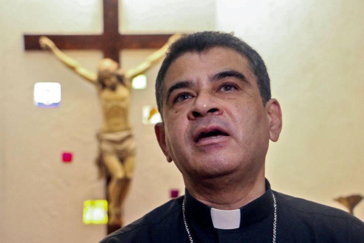 Nicaragua expulsa del país al obispo Rolando Álvarez y a 15 sacerdotes, que van al Vaticano