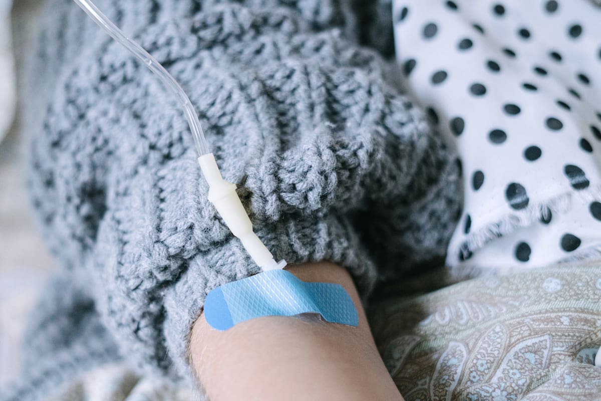 Casi 4 de cada 10 casos de cáncer podrían prevenirse: qué dice el estudio global de la OMS