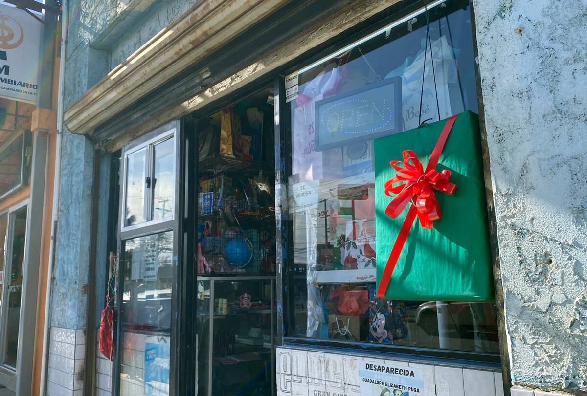 Los comerciantes del primer cuadro de la ciudad esperan un repunte de sus ventas los últimos días del año.