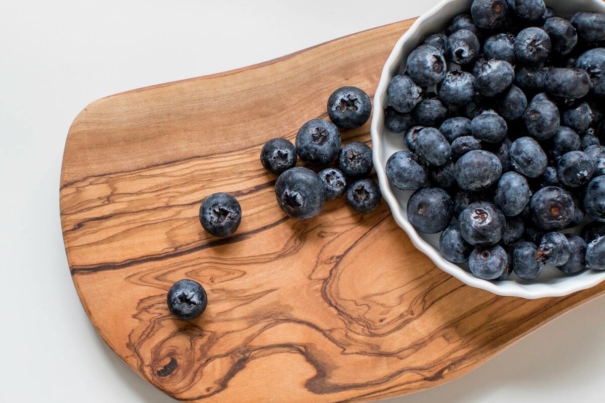 Arándano: Beneficios para la salud cognitiva, cardiovascular y más