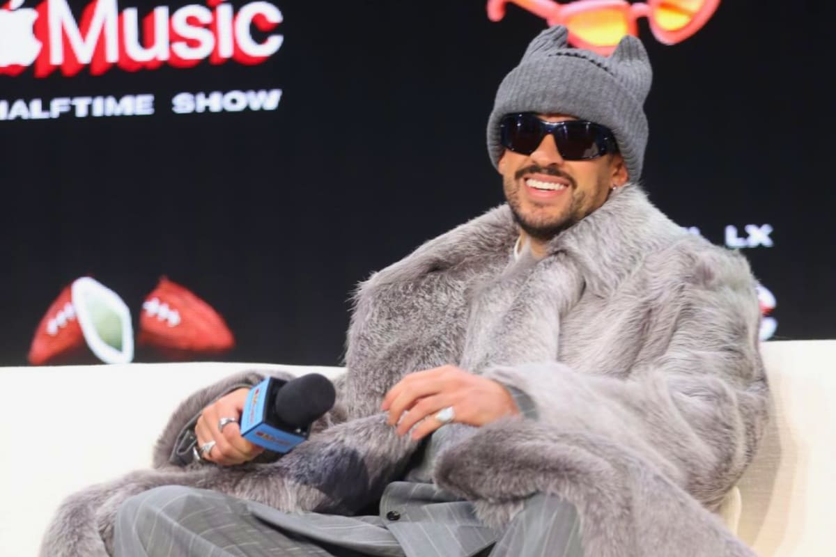 “Viva México, cabr*nes”: Bad Bunny enaltece la cultura latina en conferencia del Super Bowl LX