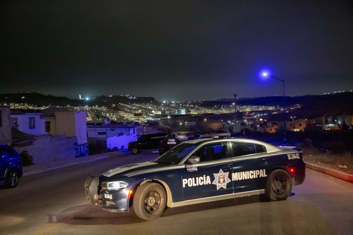 Muere mujer tras ser embestida por vehículo en Pórticos de San Antonio
